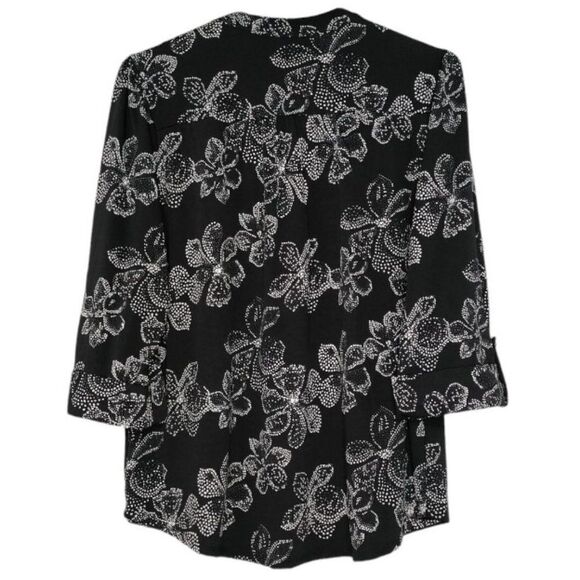 NWT Cocomo Plus Size 2X Black & White Floral Print Pintuck 3/4 Sleeve Top - Picture 2 of 7